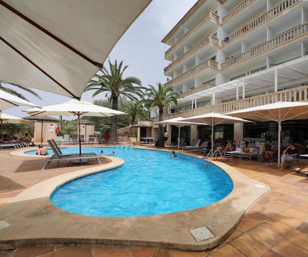 Hotel Apartamentos Cala Santanyi Esterno foto