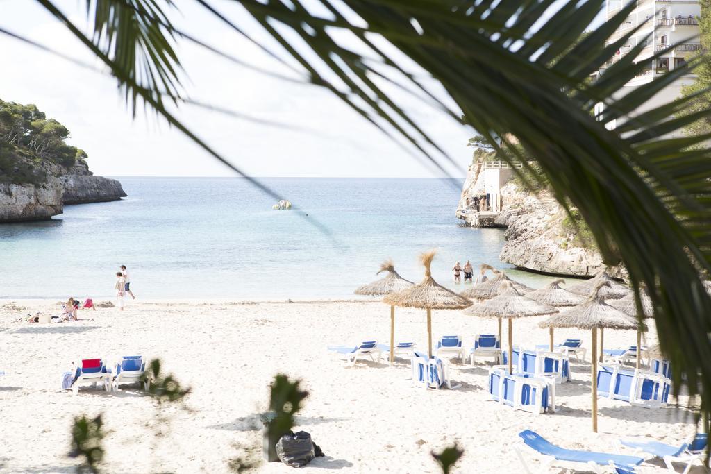 Hotel Apartamentos Cala Santanyi Esterno foto
